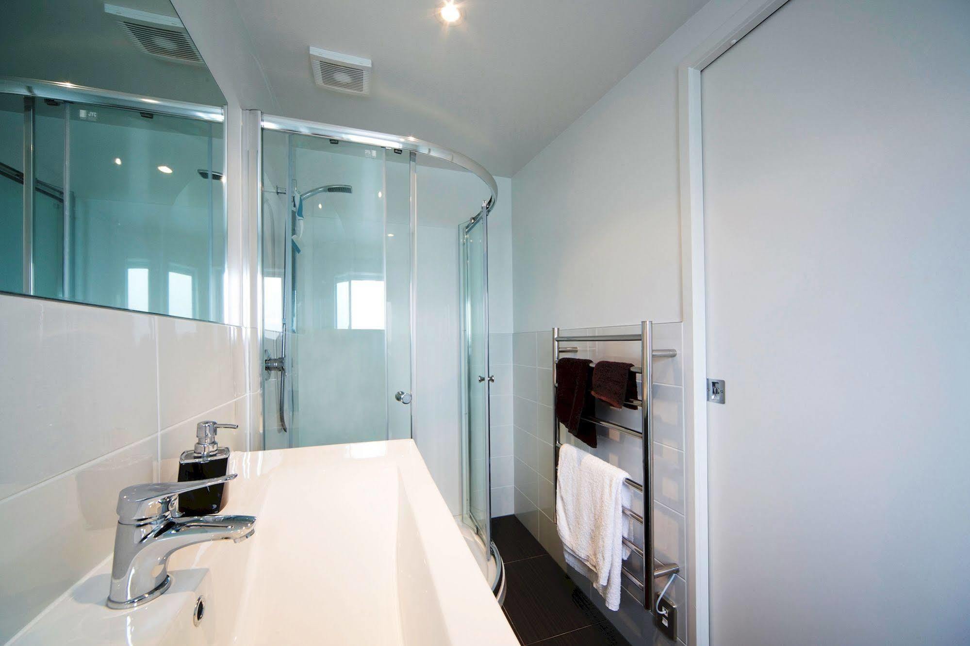 Kohimarama Beach Bed & Breakfast - Style And Privacy In Superb Location Auckland Luaran gambar
